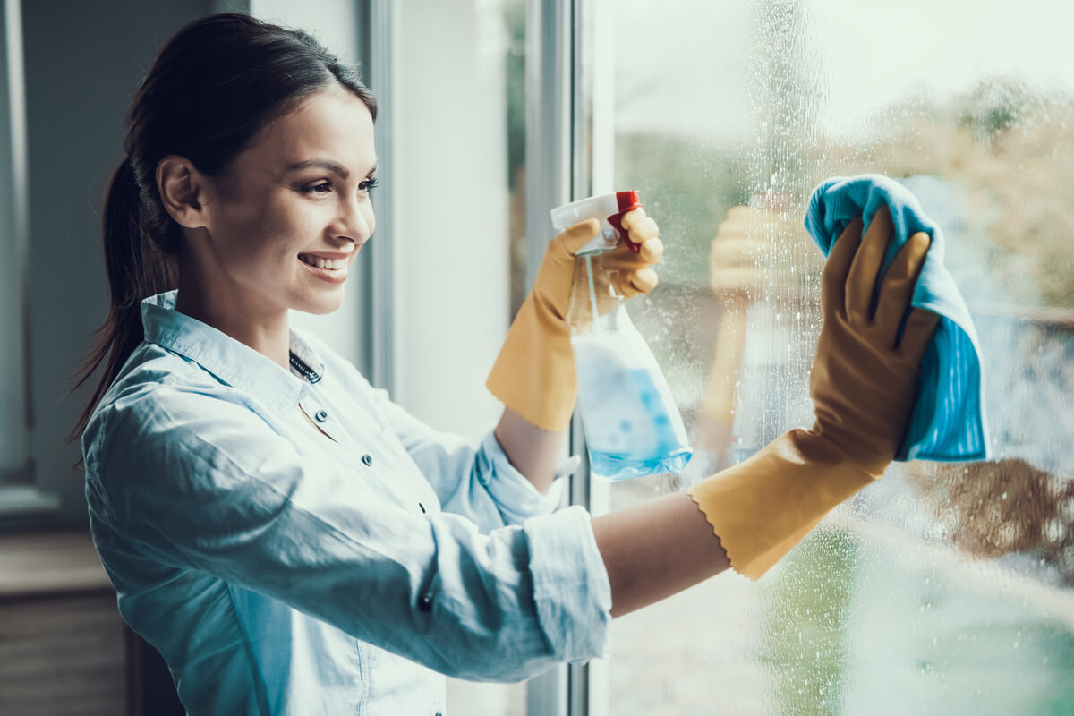 median let klamre sig Sådan klarer du rengøring af dine vinduer til perfektion | Ideernes.dk