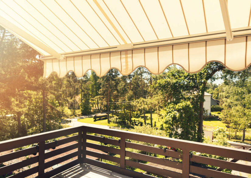 saadan-forlaenger-du-sommeraftenerne-med-en-markise