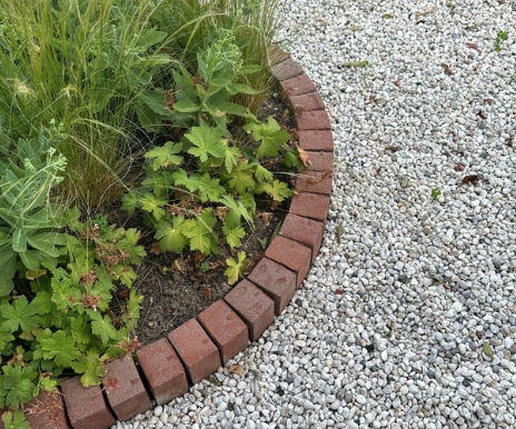 haveservice-og-saesonaftaler-der-holder-dine-udendoersarealer-flotte-hele-aaret